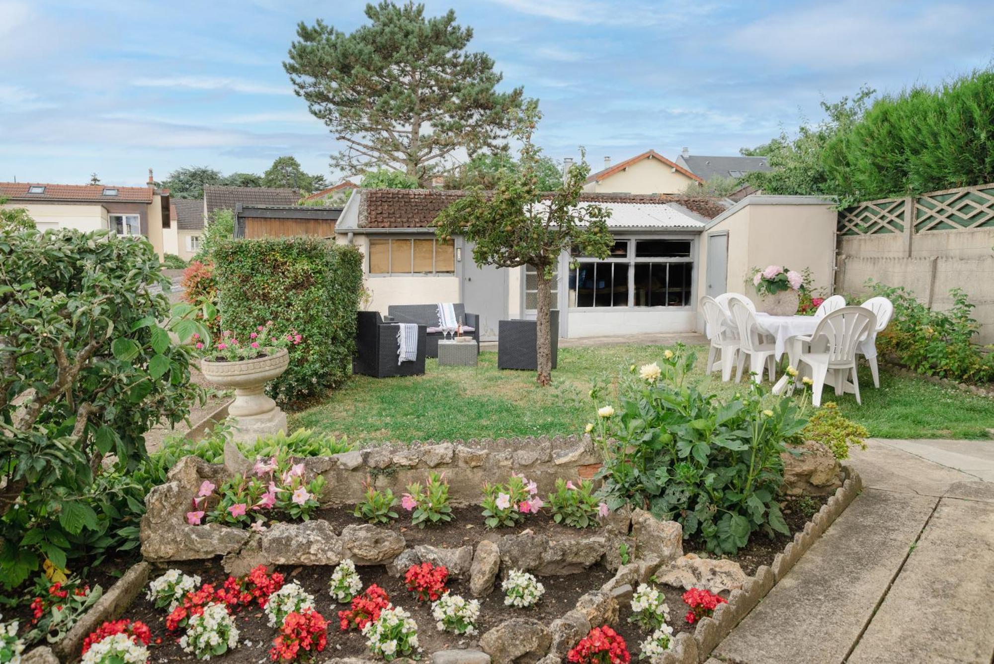 ורסאי 5 Min Chateau Charmante Maison Et Son Jardin Prive מראה חיצוני תמונה
